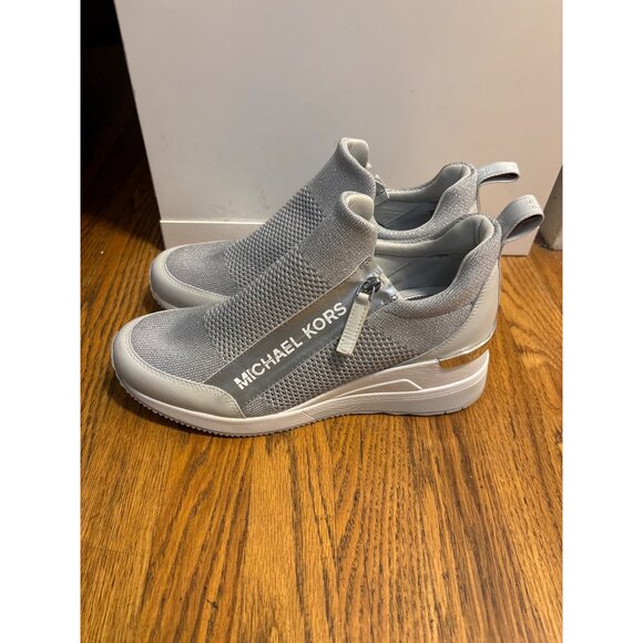 Michael Kors Womens Grey Slip-On Sneakers Size 11M - Picture 5 of 7